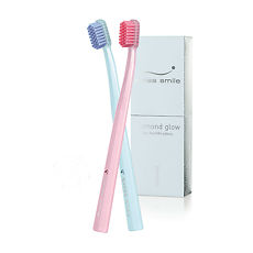 Купить Swiss Smile Diamond Glow Набор ультрамягких щеток Розовый кварц и Голубой лед 1 уп цена